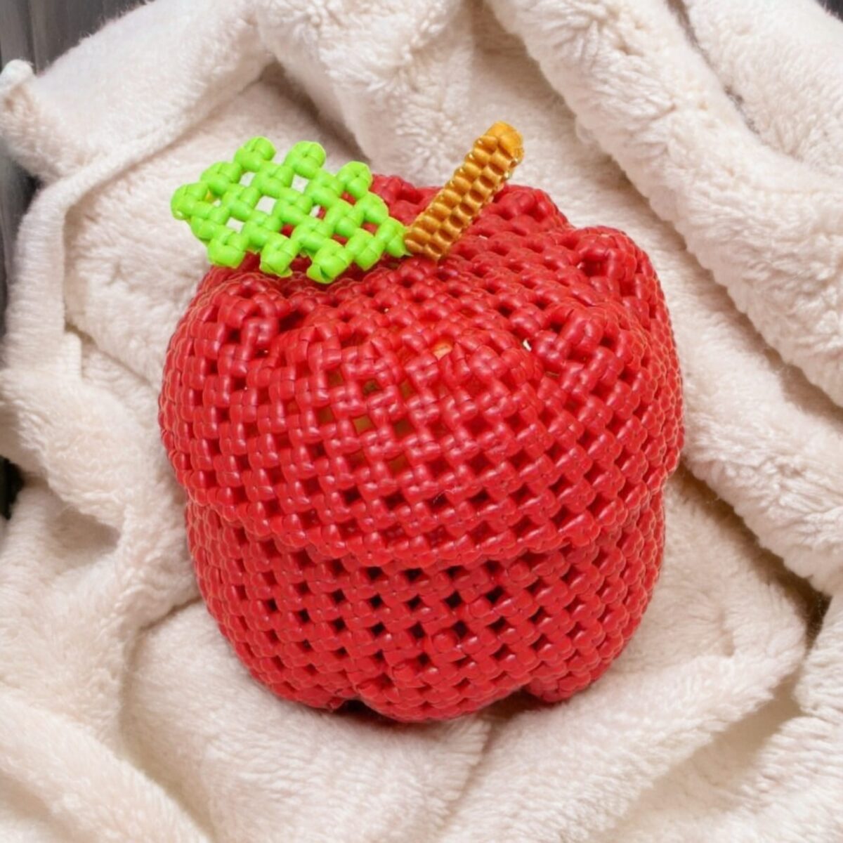 Apple-Shaped Storage Basket - A Fresh Twist to Organizing